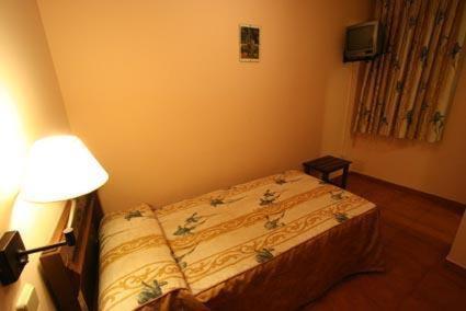 Hostal Cruz Verde Navalcarnero Kültér fotó